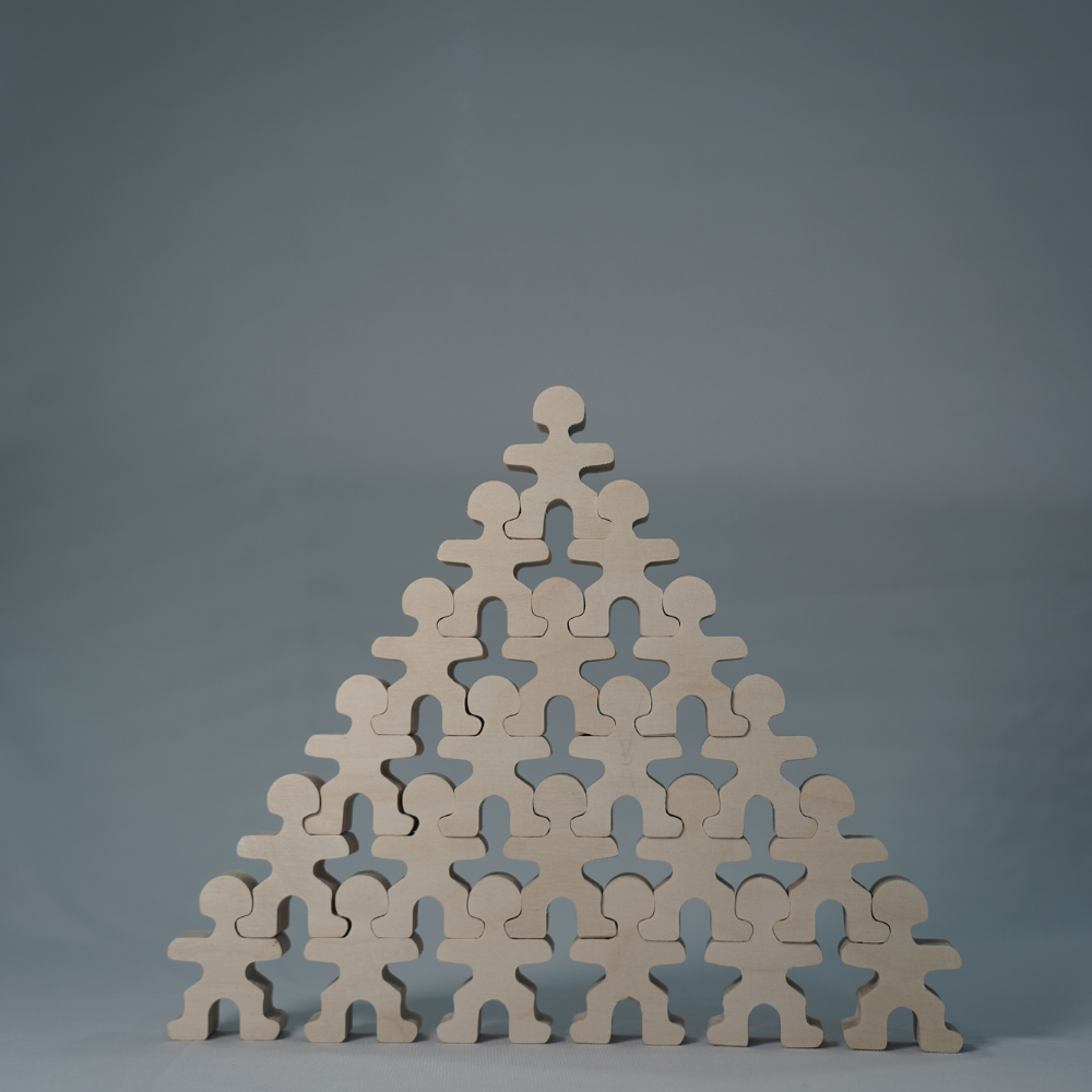 WOODEN MAN STACKING GAME
