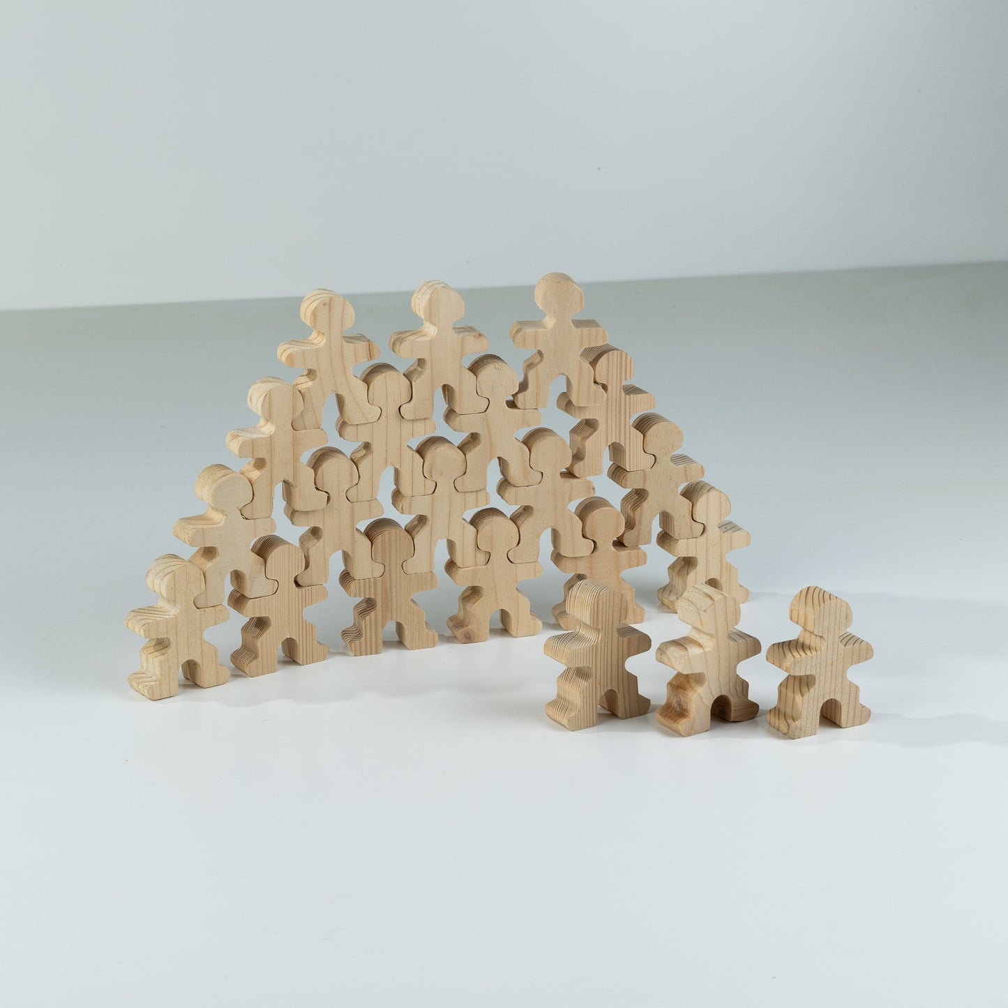 WOODEN MAN STACKING GAME