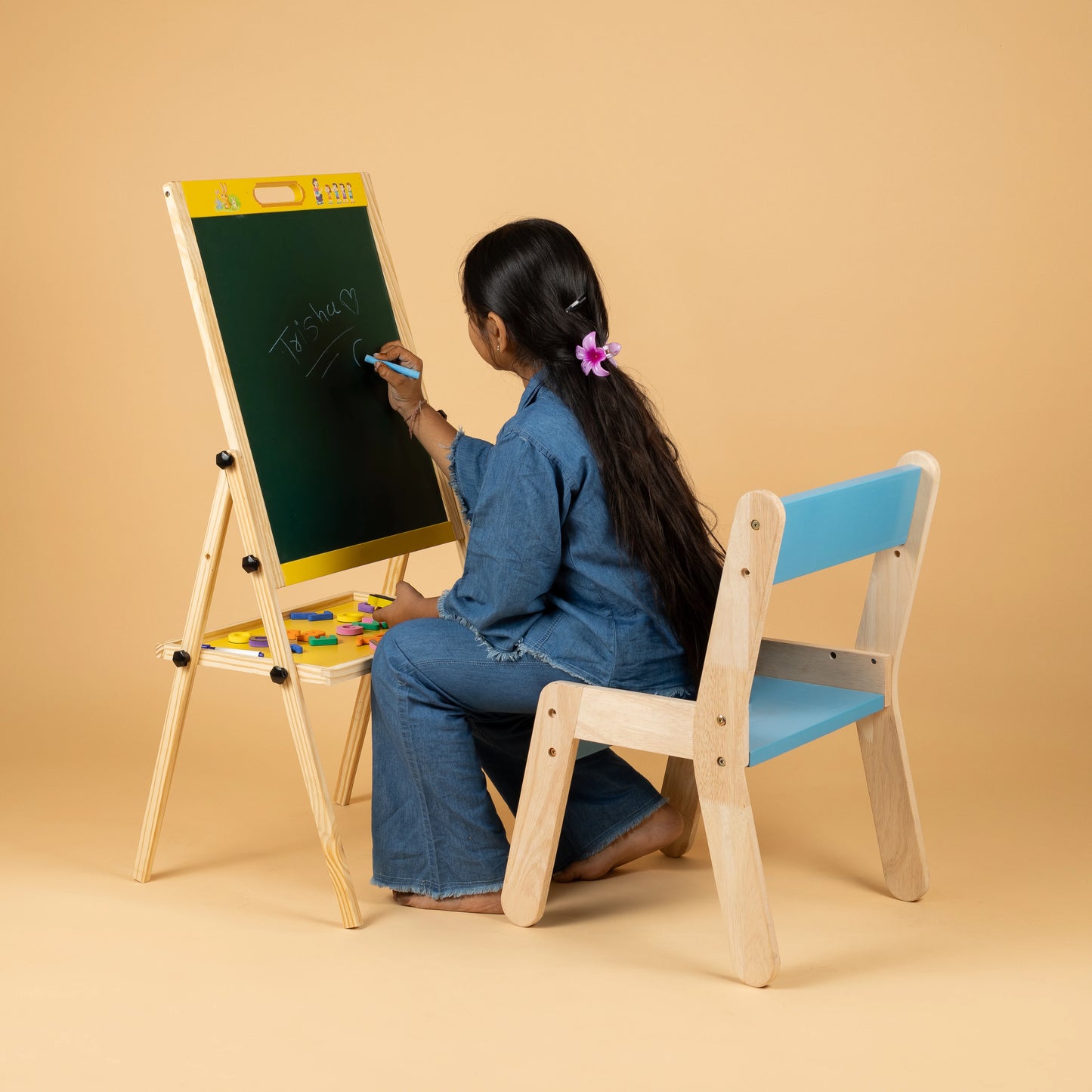 Beebox Wooden Easel Board | Easel For Kids With Chalkboard & Whiteboard | Adjustable Wooden 2-In-1 Drawing Board | (2+ Years) for Home Art & Study